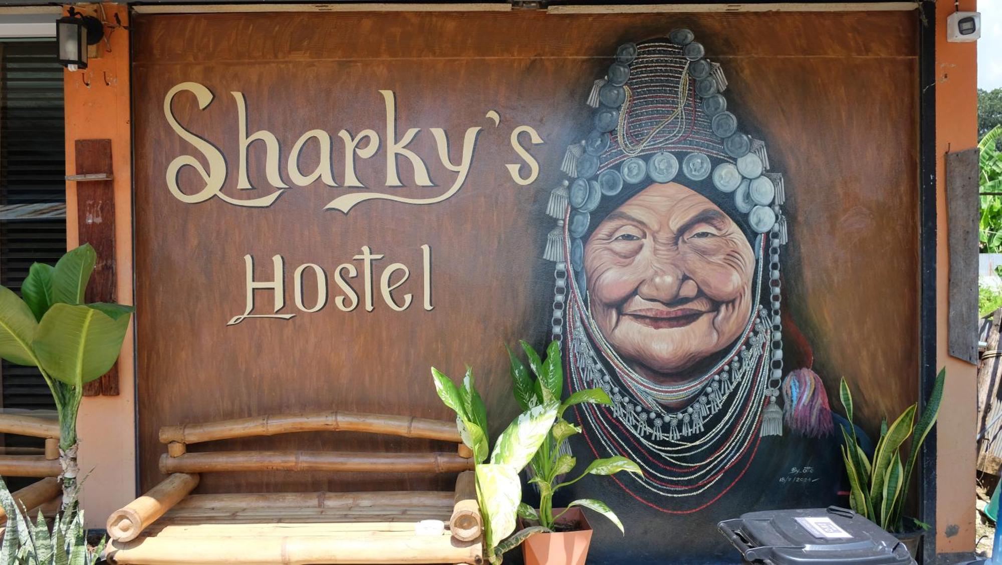Sharky'S Hostel Pai Extérieur photo