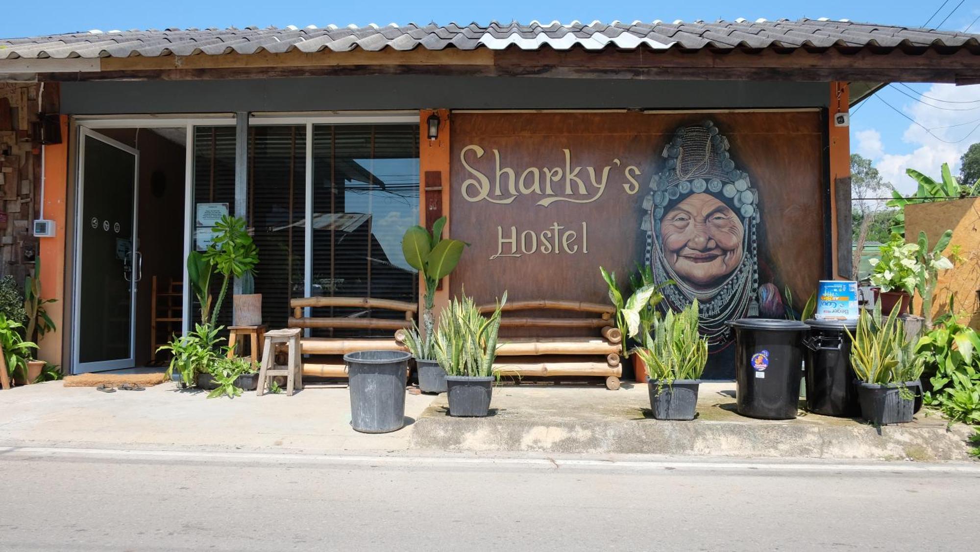 Sharky'S Hostel Pai Extérieur photo